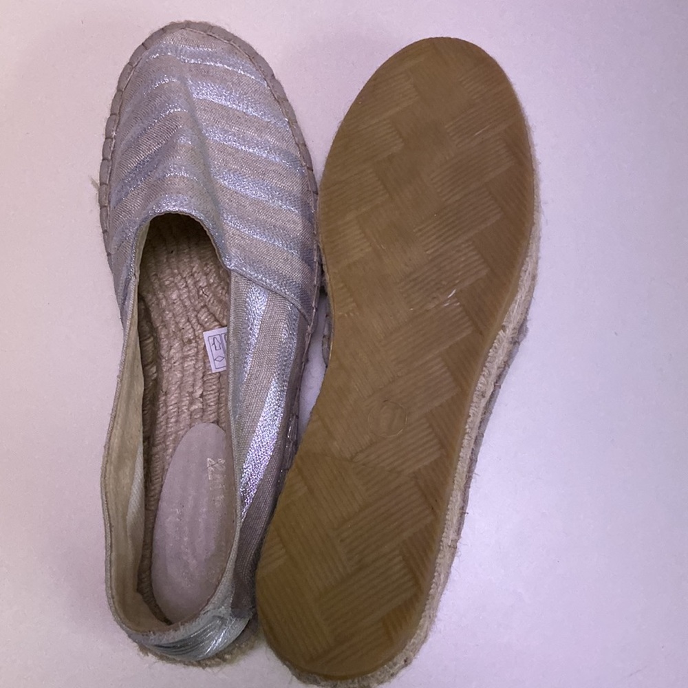Casa Hernaz Madrid Espadrilles metallic, silver strips, braided heel. - Picture 7 of 11